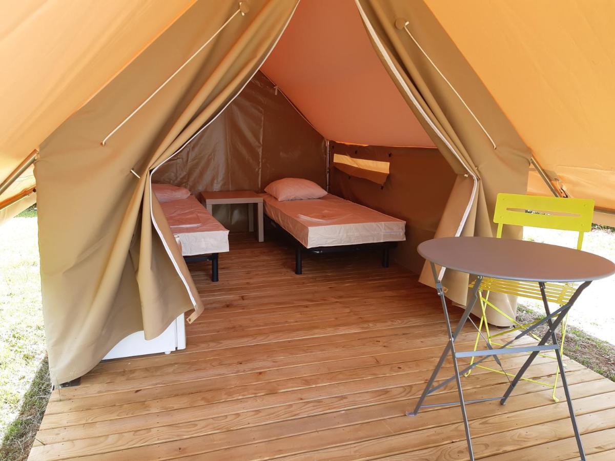 Camping De La Miniere Forges-les-Eaux Eksteriør billede